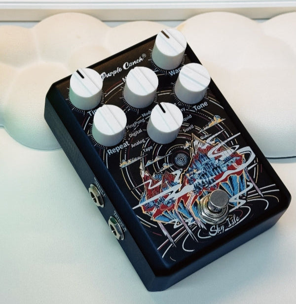 Sky Isle Guitar Effects Pedal – Boutique Analog Stompbox for Electric Guitar, True Bypass, Warm Vintage Tone, Handcrafted for Studio & Live Performance